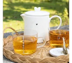 Theepot Wit met klein zwart hartje